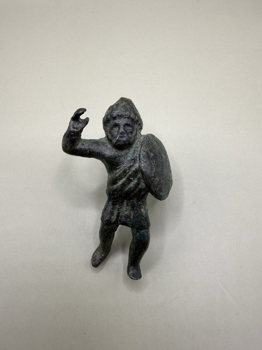 Statuina romana gladiatore