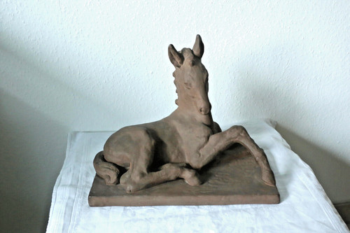 Cavallo sdraiato firmato da - firmato,