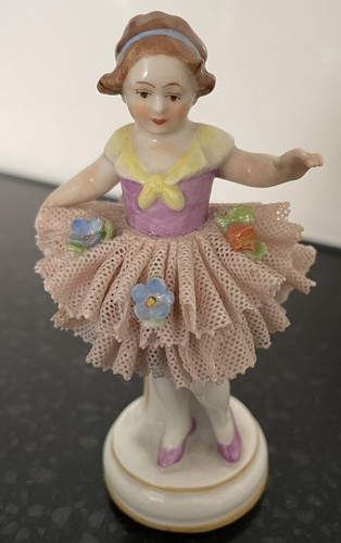 Rara statuina porcellana - in, di