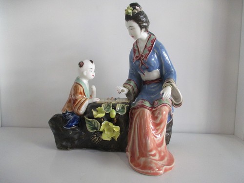 Statuina asia altezza circa - asia,