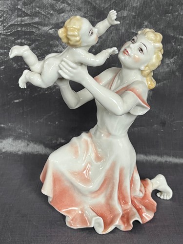Statua porcellana - in,